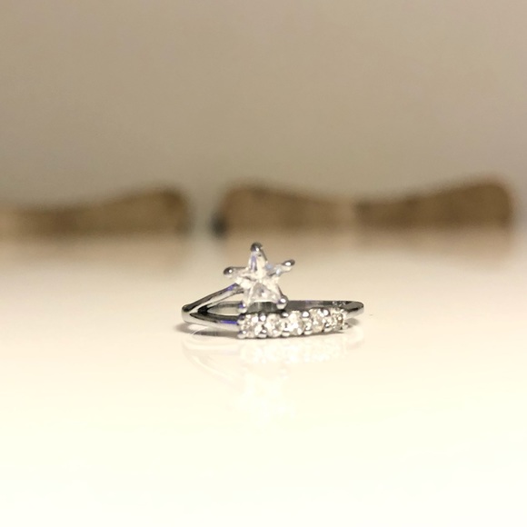 Silver Ring - Picture 3 of 3